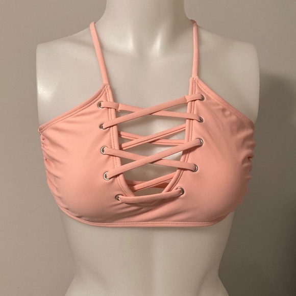 Peach bikini (TOP ONLY) - Picture 1 of 5